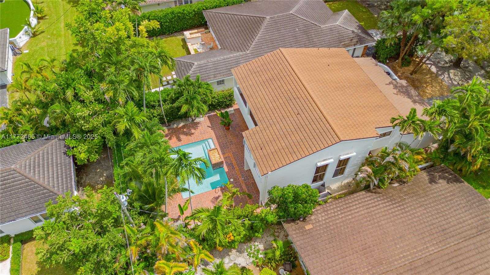 Small Image of 511 VITTORIO AVE, Coral Gables Number 38