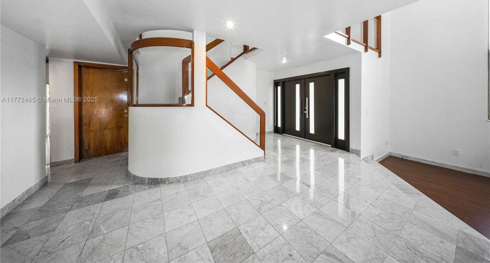 Small Image of 511 VITTORIO AVE, Coral Gables Number 62