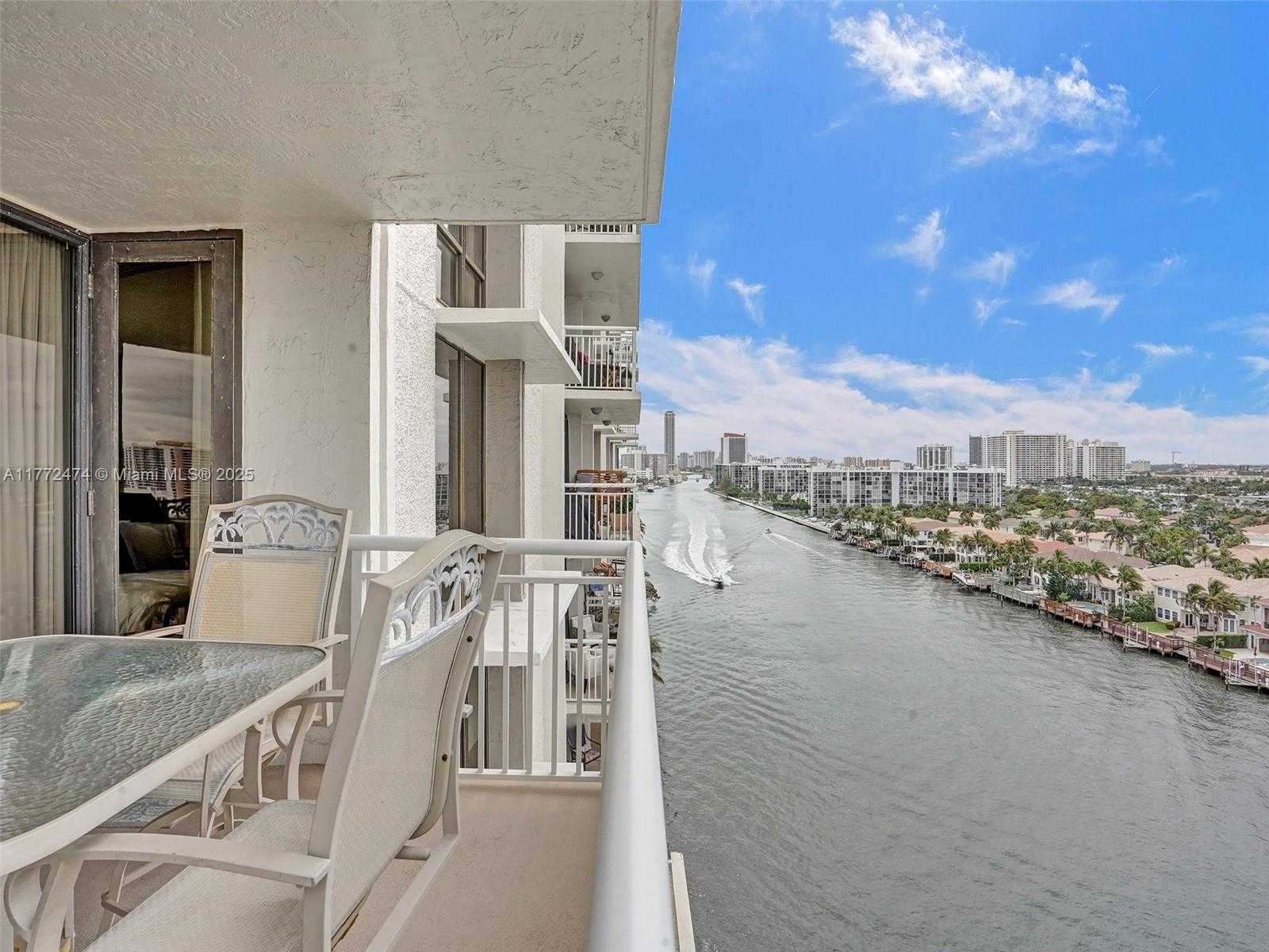 Small Image of 1600 SOUTH OCEAN DR #12E, Hollywood Number 2