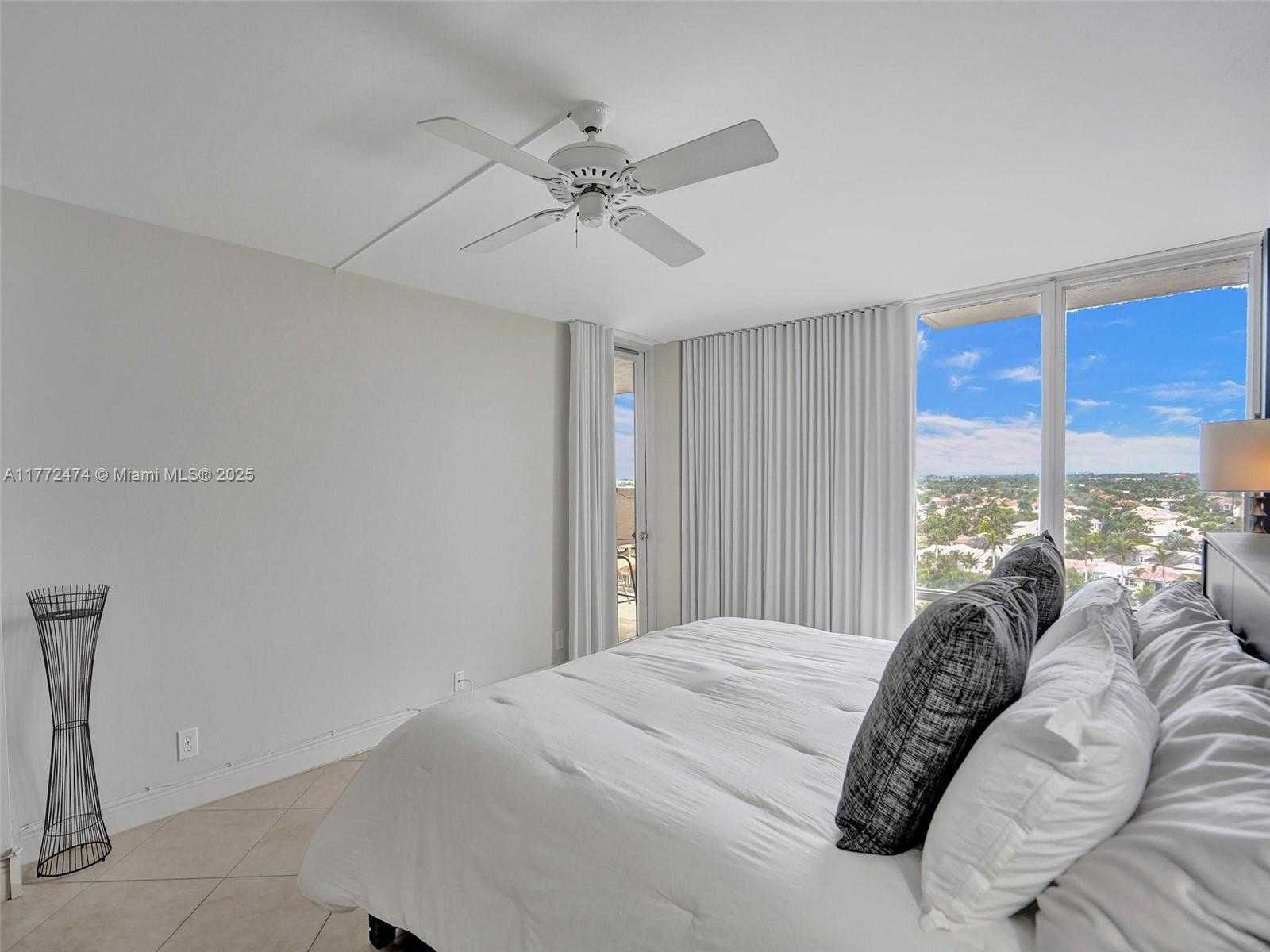 Small Image of 1600 SOUTH OCEAN DR #12E, Hollywood Number 26