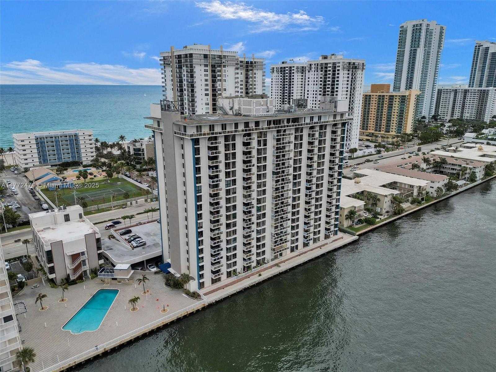 Small Image of 1600 SOUTH OCEAN DR #12E, Hollywood Number 35