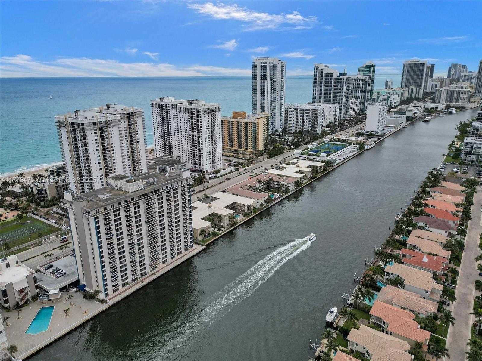 Small Image of 1600 SOUTH OCEAN DR #12E, Hollywood Number 37