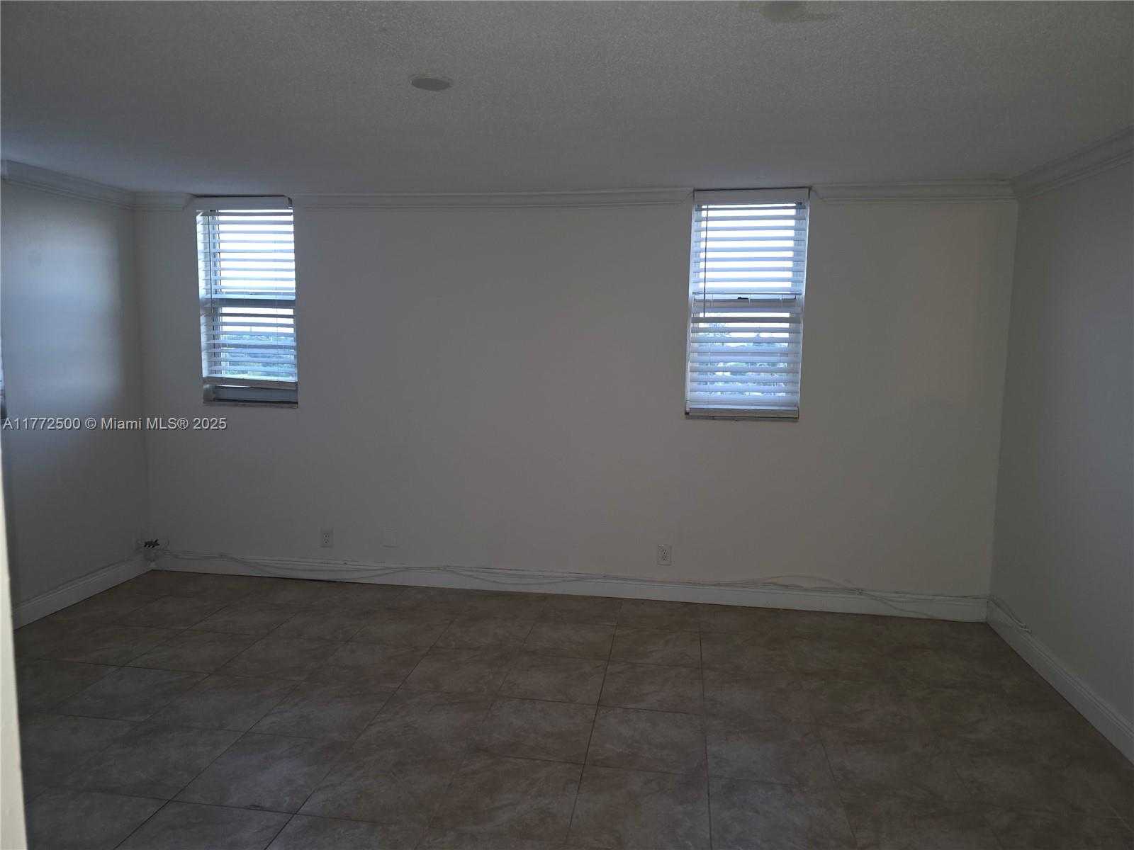 Small Image of 1811 JEFFERSON ST #501, Hollywood Number 29