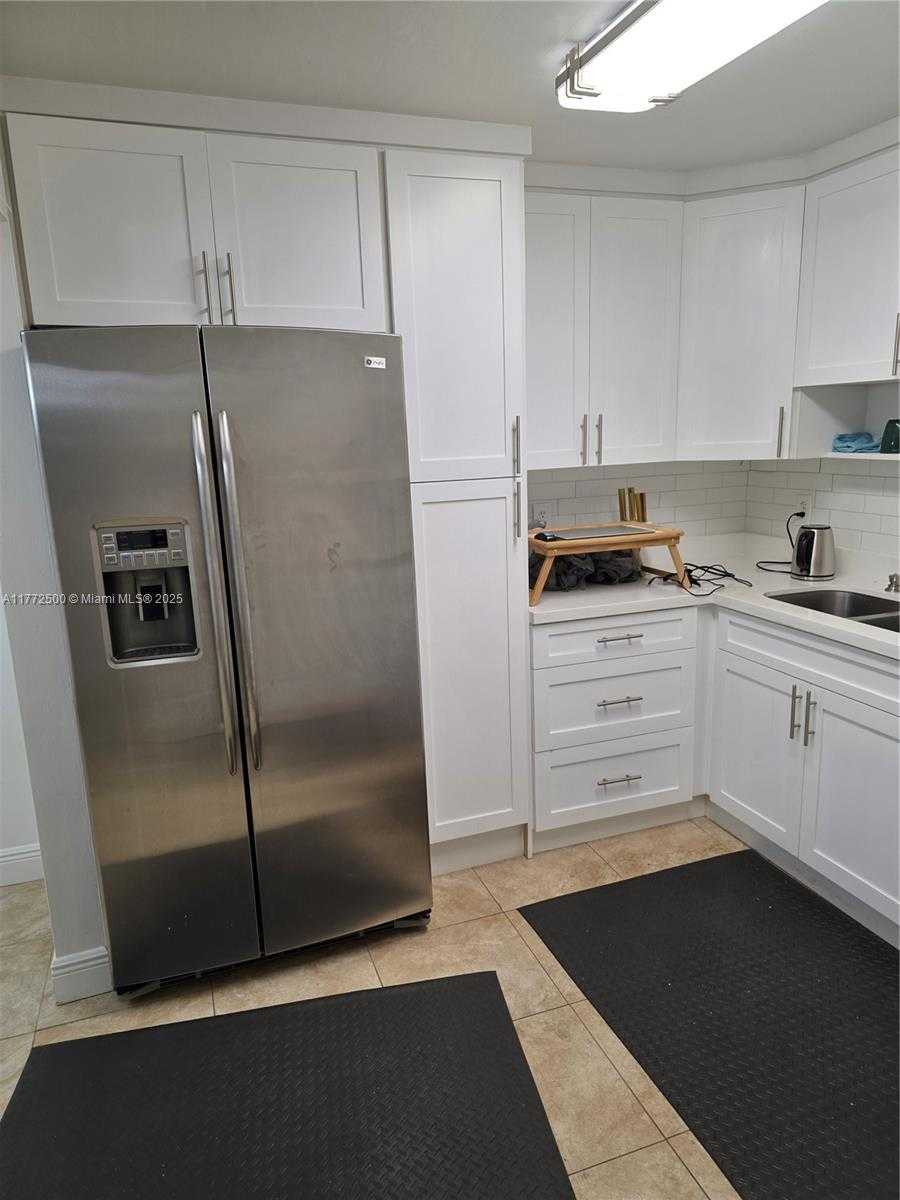 Small Image of 1811 JEFFERSON ST #501, Hollywood Number 4