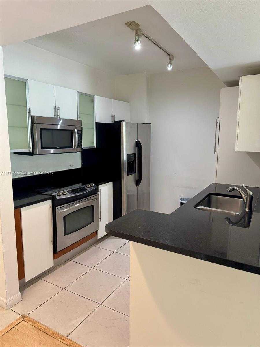 Small Image of 18800 NORTH EAST 29TH AVE #210, Aventura Number 19