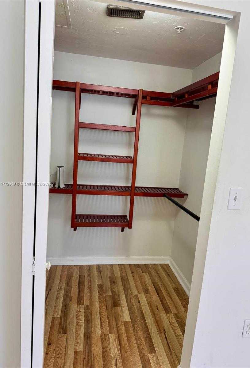 Small Image of 18800 NORTH EAST 29TH AVE #210, Aventura Number 33