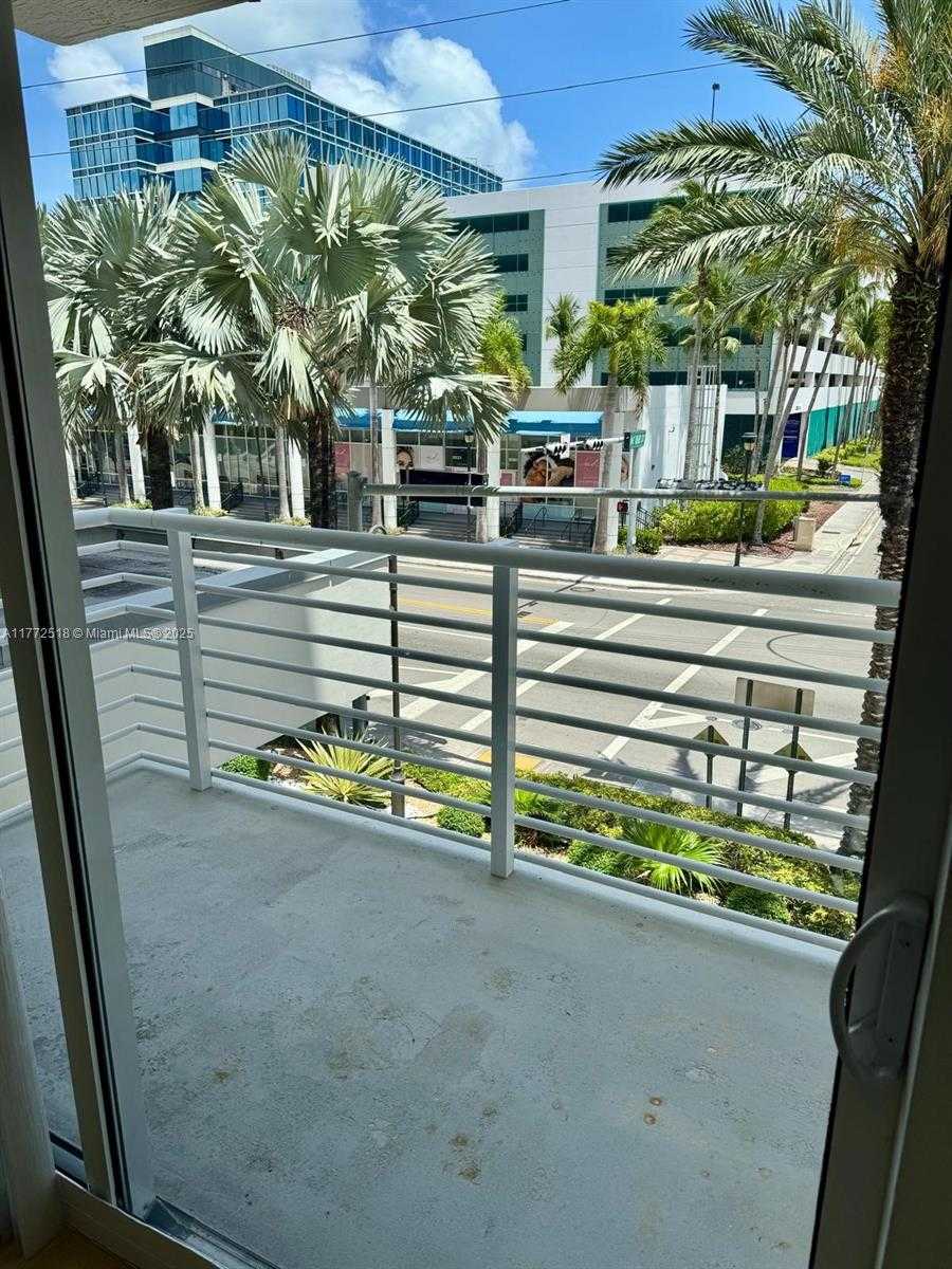 Small Image of 18800 NORTH EAST 29TH AVE #210, Aventura Number 35