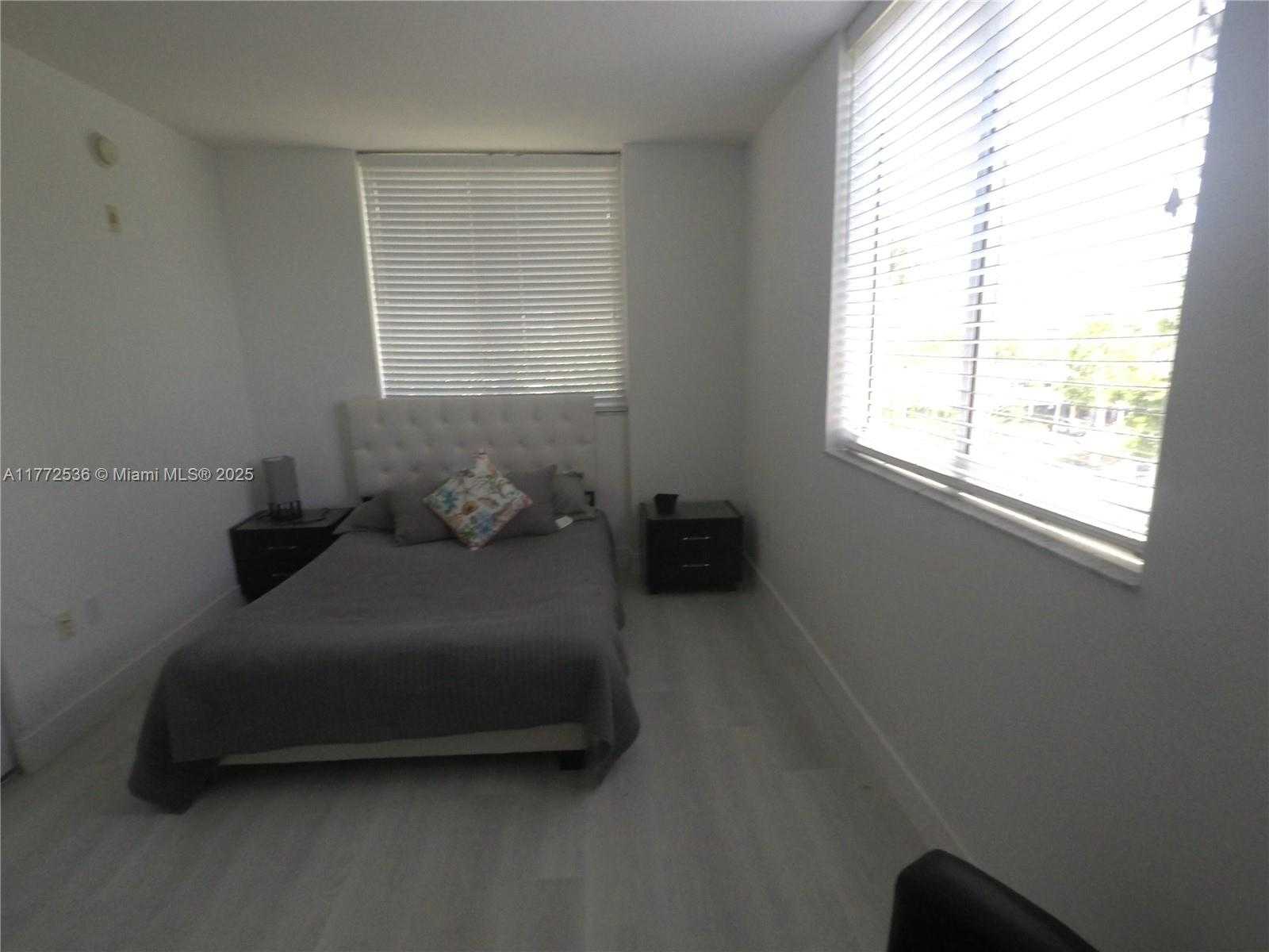 Small Image of 2775 NORTH EAST 187TH ST #314, Aventura Number 24