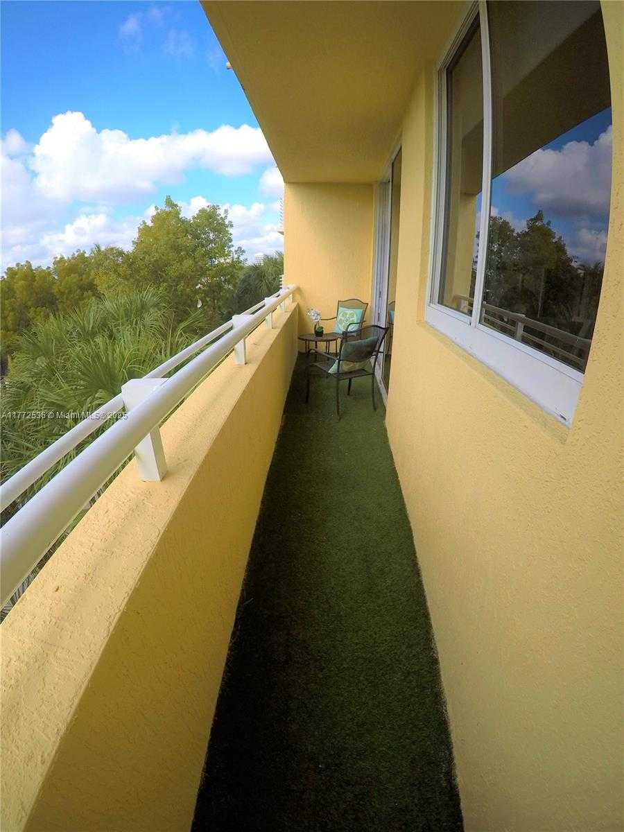 Small Image of 2775 NORTH EAST 187TH ST #314, Aventura Number 27