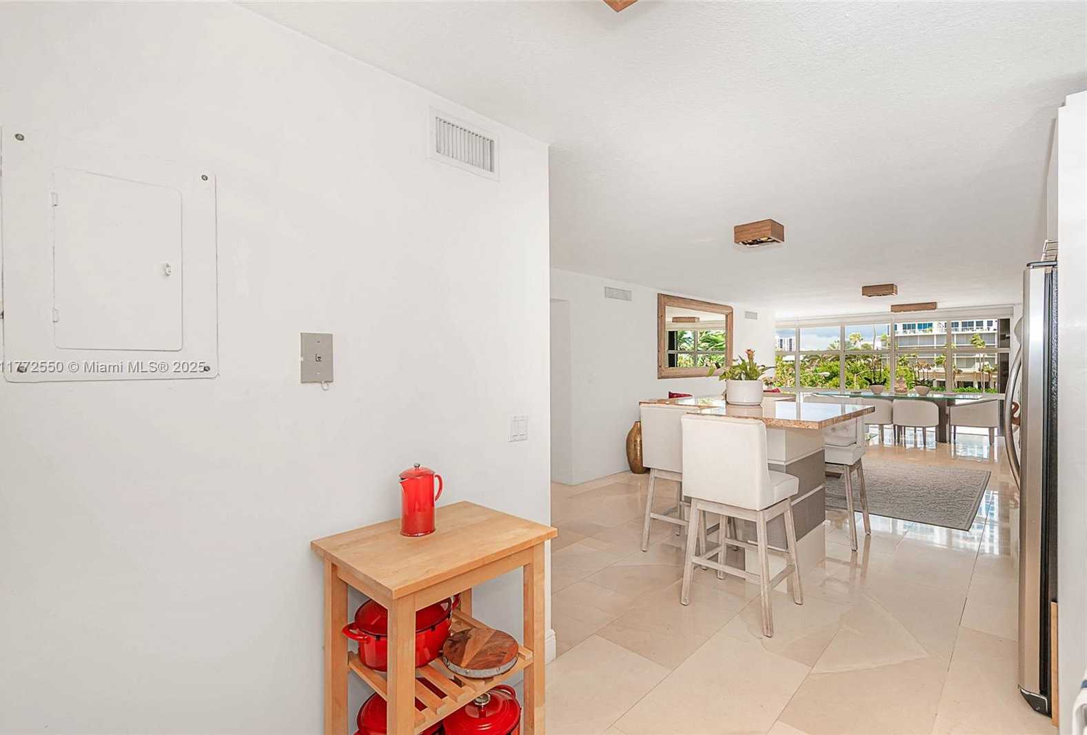 Small Image of 6423 NORTH COLLINS AVE #309, Miami Beach Number 17