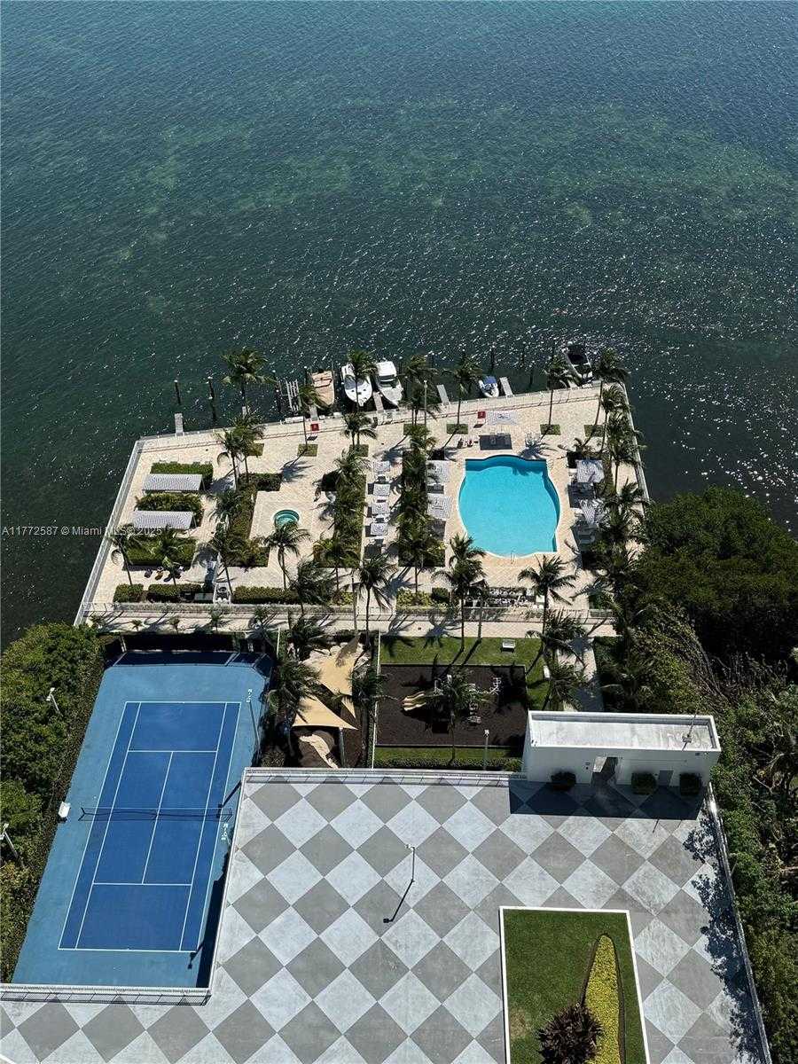 Small Image of 2101 BRICKELL AVE #2707, Miami Number 30