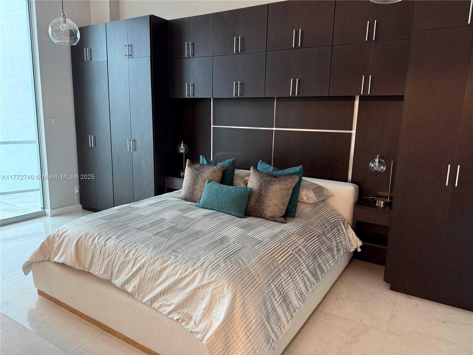Small Image of 3029 NORTH EAST 188TH ST #1117, Aventura Number 10
