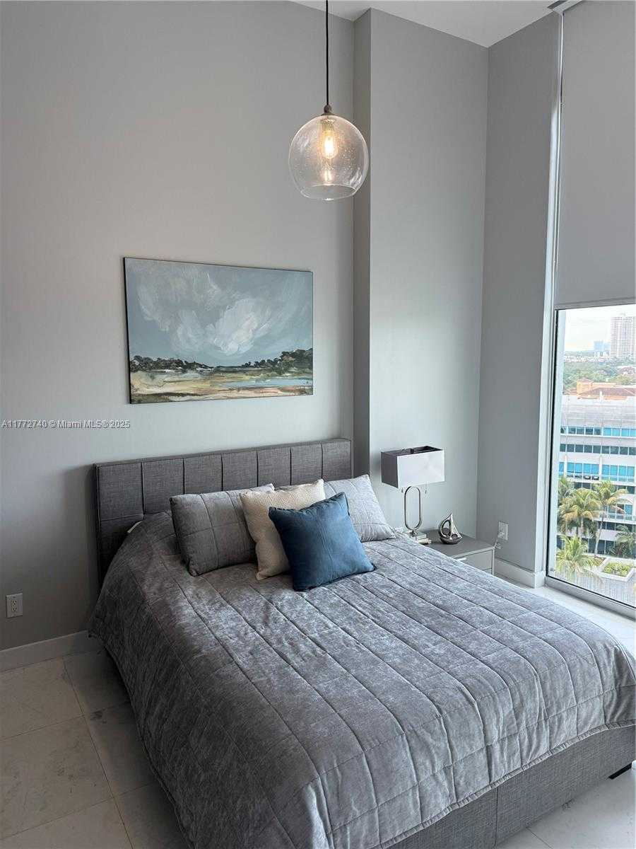 Small Image of 3029 NORTH EAST 188TH ST #1117, Aventura Number 17