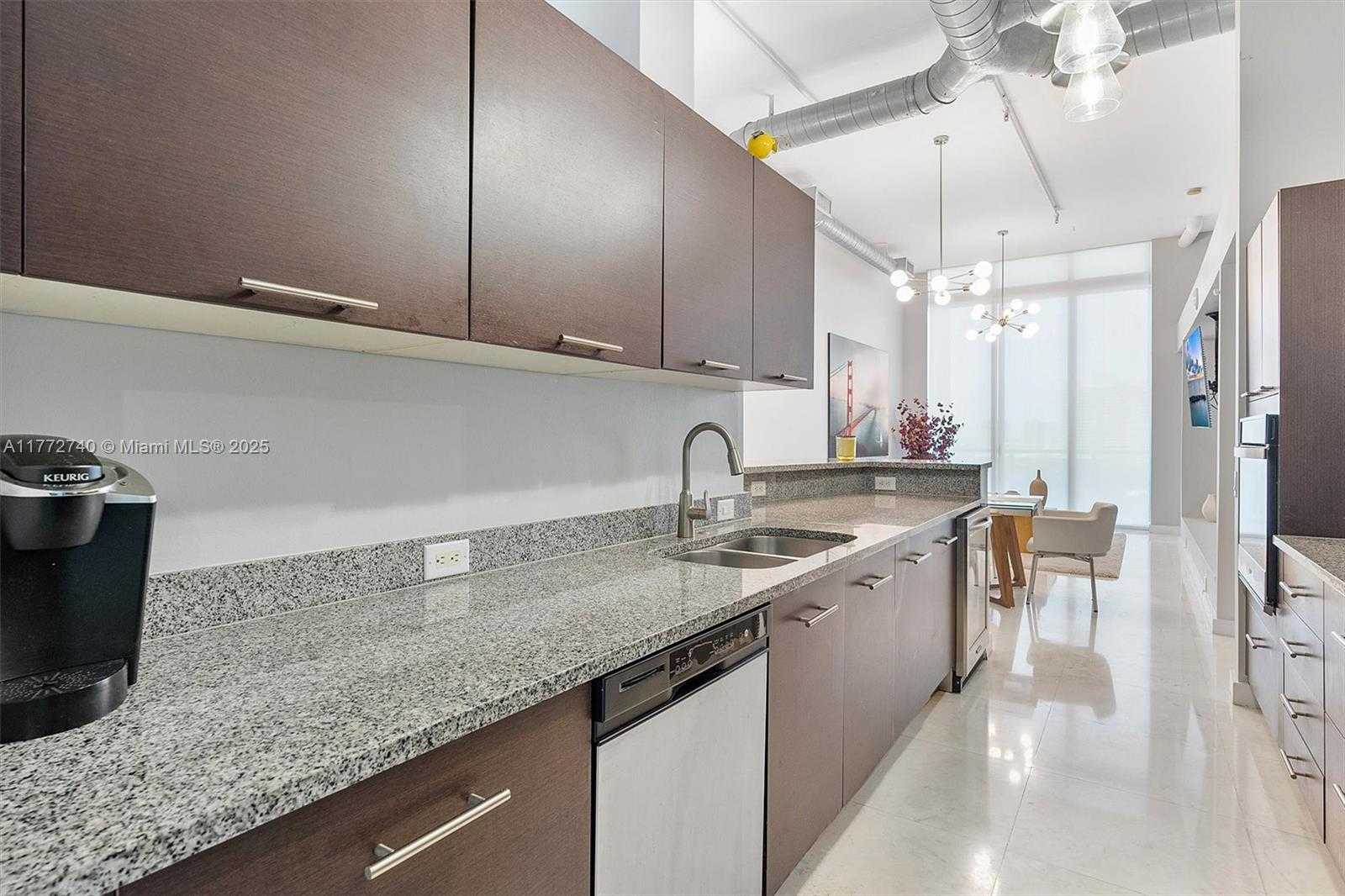 Small Image of 3029 NORTH EAST 188TH ST #1117, Aventura Number 40