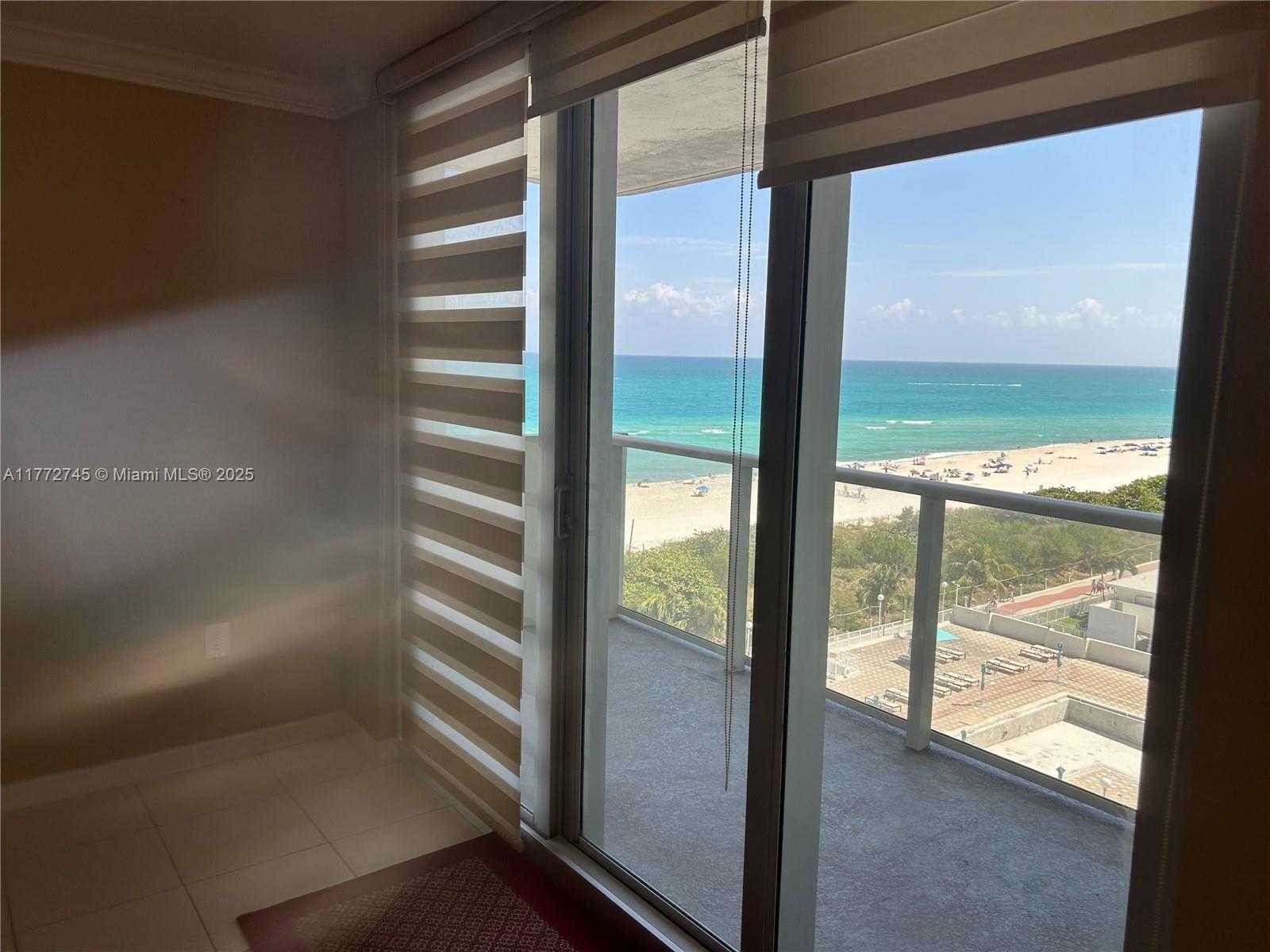Small Image of 5701 COLLINS AVE #812, Miami Beach Number 12