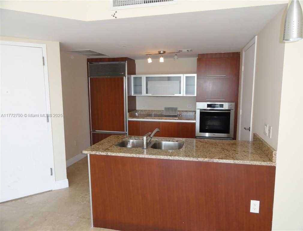 Small Image of 17201 COLLINS AVE #1206, Sunny Isles Beach Number 5