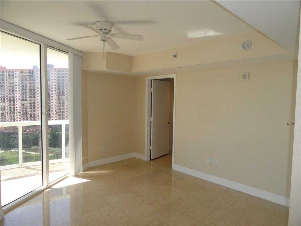 Small Image of 17201 COLLINS AVE #1206, Sunny Isles Beach Number 6