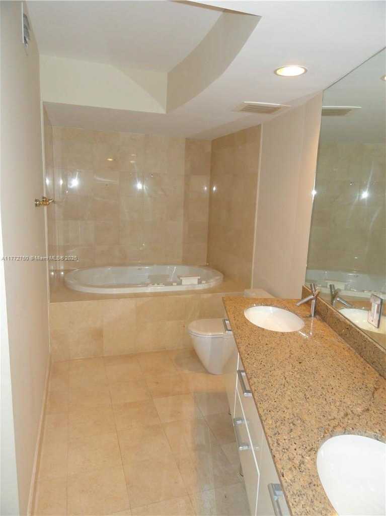 Small Image of 17201 COLLINS AVE #1206, Sunny Isles Beach Number 7