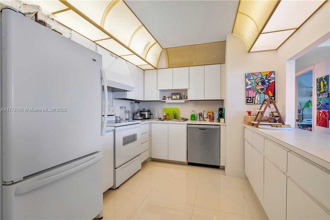 Small Image of 2851 NORTH EAST 183RD ST #2006E, Aventura Number 13