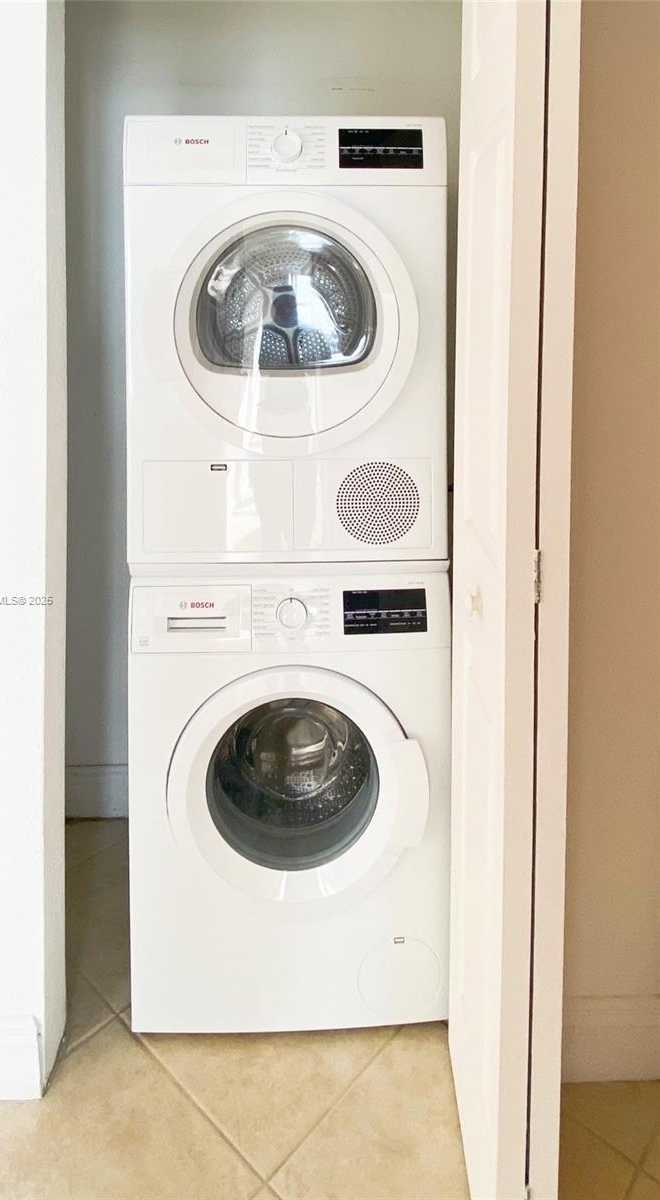 Small Image of 10350 WEST BAY HARBOR DR #7C, Bay Harbor Islands Number 16