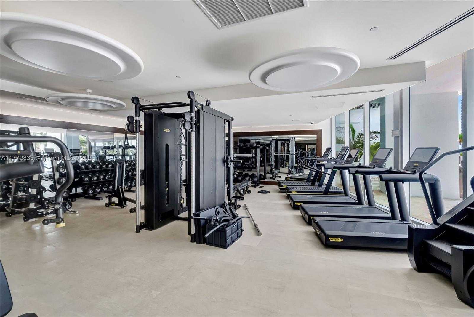 Small Image of 200 BISCAYNE BOULEVARD WAY #3509, Miami Number 28
