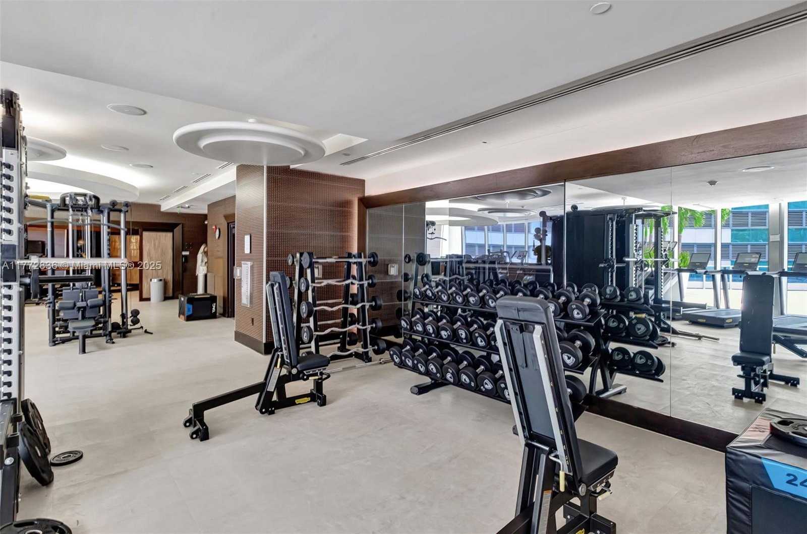 Small Image of 200 BISCAYNE BOULEVARD WAY #3509, Miami Number 30