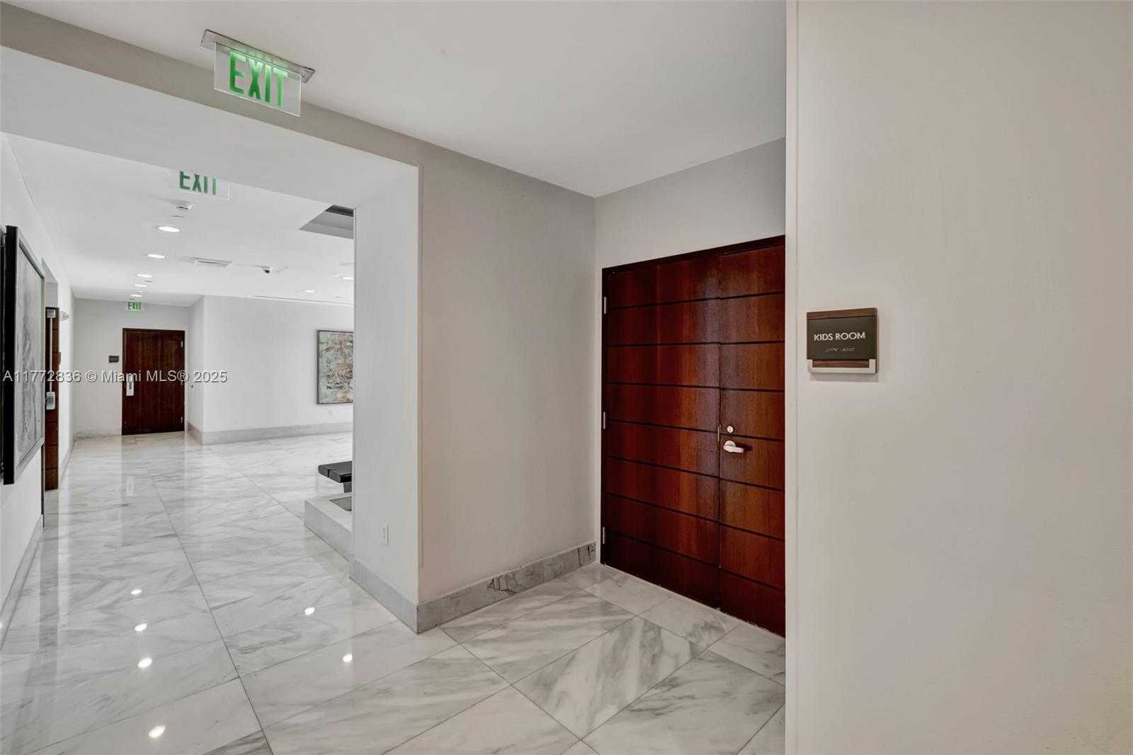 Small Image of 200 BISCAYNE BOULEVARD WAY #3509, Miami Number 32