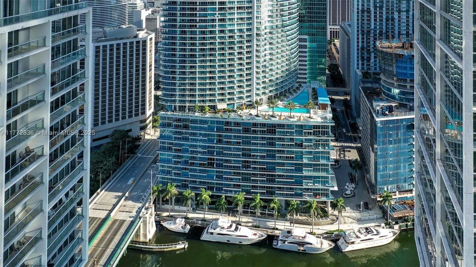 Small Image of 200 BISCAYNE BOULEVARD WAY #3509, Miami Number 37