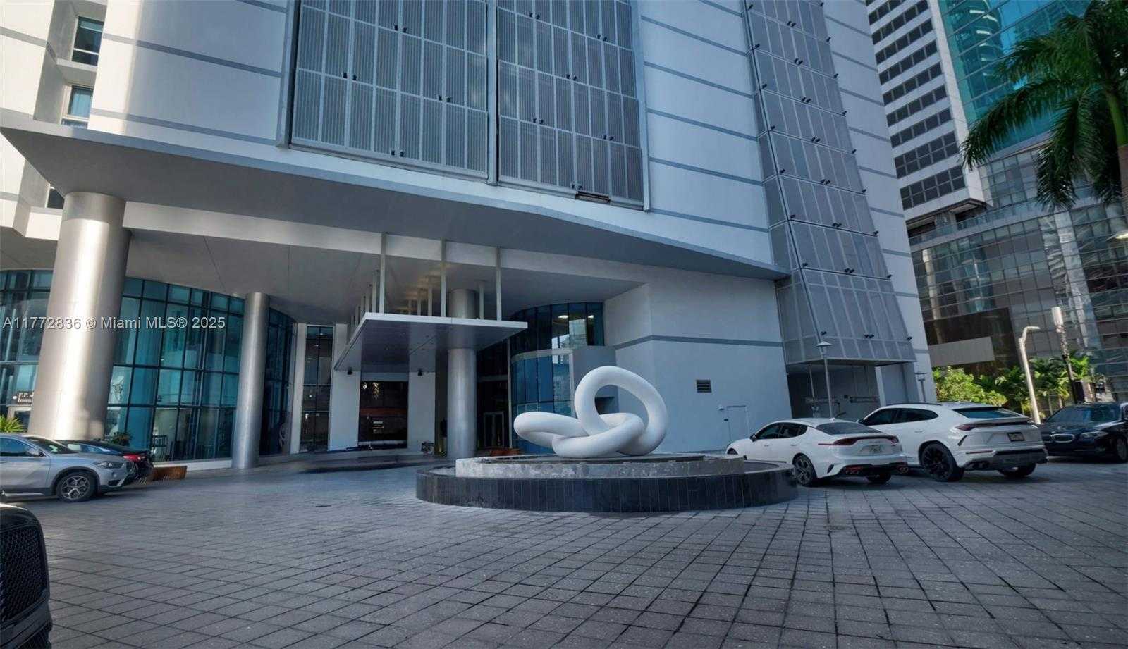 Small Image of 200 BISCAYNE BOULEVARD WAY #3509, Miami Number 38