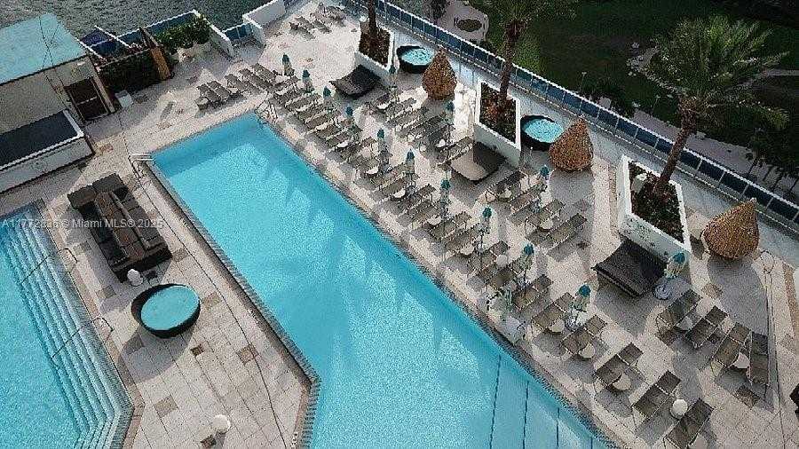 Small Image of 200 BISCAYNE BOULEVARD WAY #3509, Miami Number 43