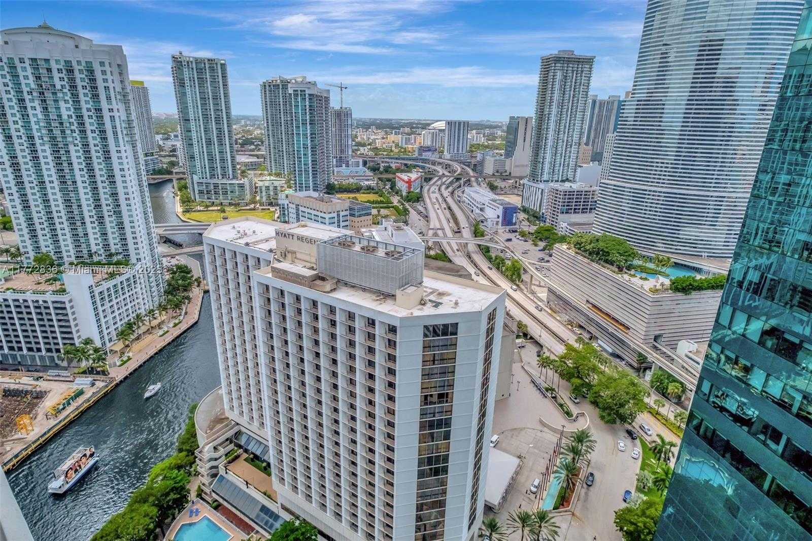 Small Image of 200 BISCAYNE BOULEVARD WAY #3509, Miami Number 5