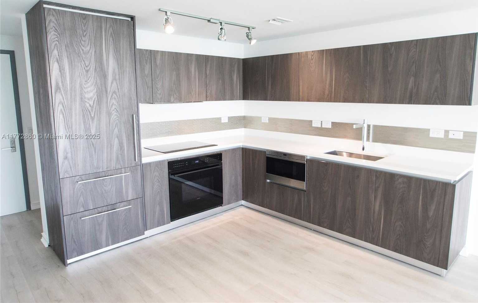 Small Image of 3131 NORTH EAST 7TH AVE #4405, Miami Number 5