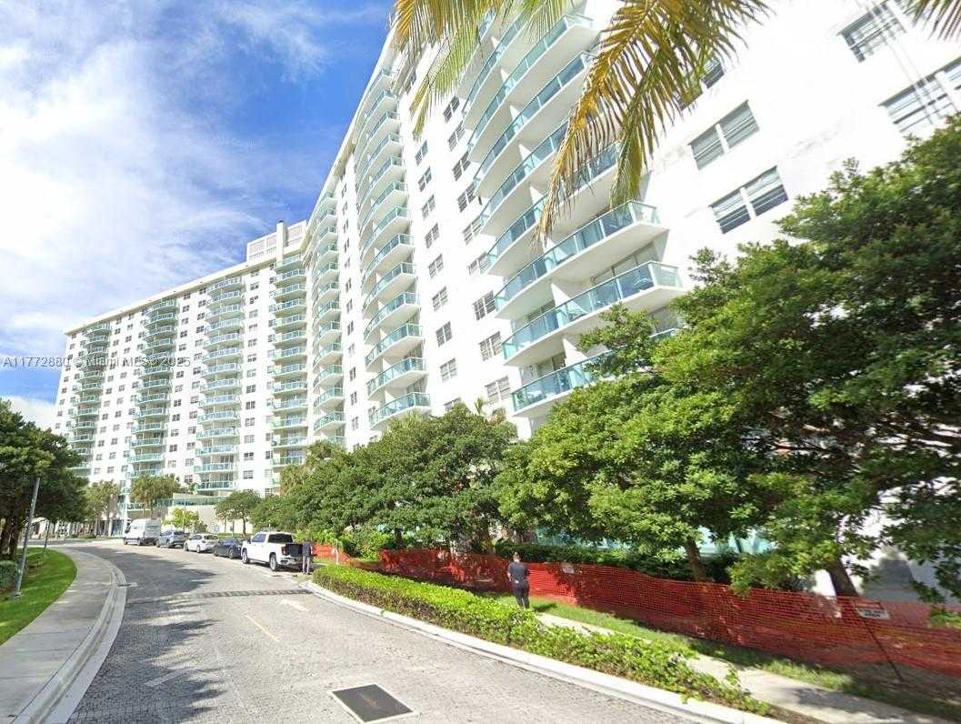 Small Image of 19390 COLLINS AVE #PH-11, Sunny Isles Beach Number 9