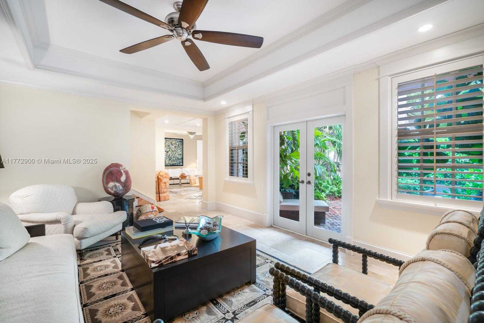 Small Image of 556 LORETTO AVE #14, Coral Gables Number 11