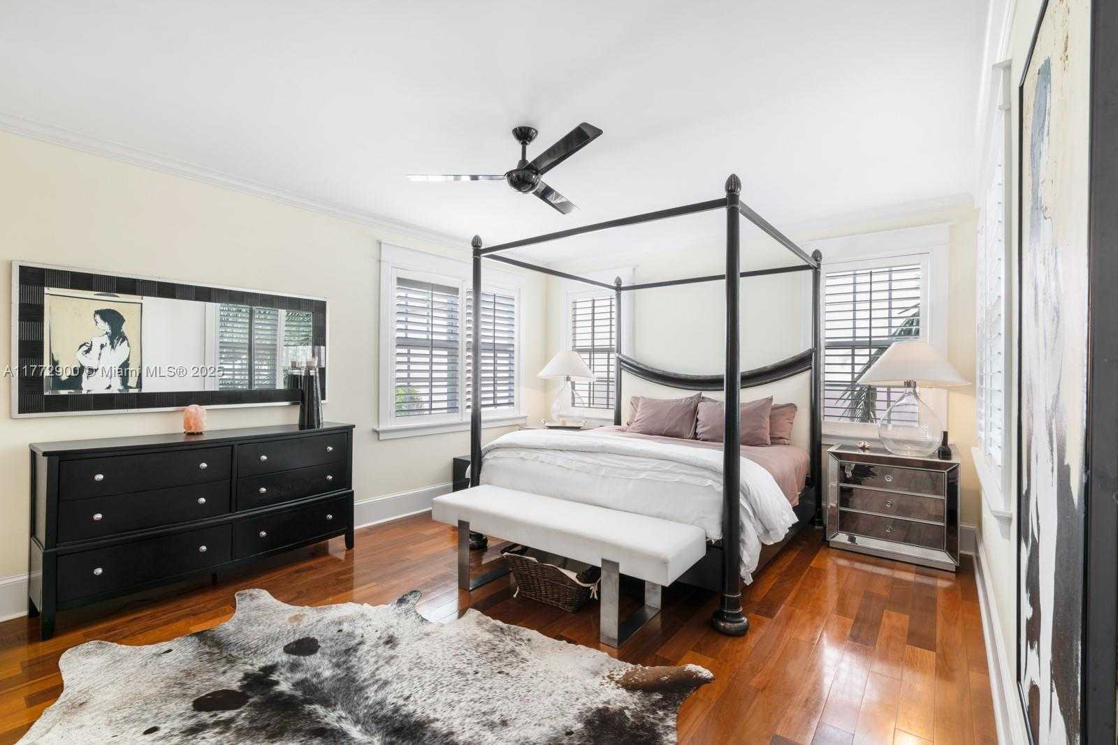 Small Image of 556 LORETTO AVE #14, Coral Gables Number 7