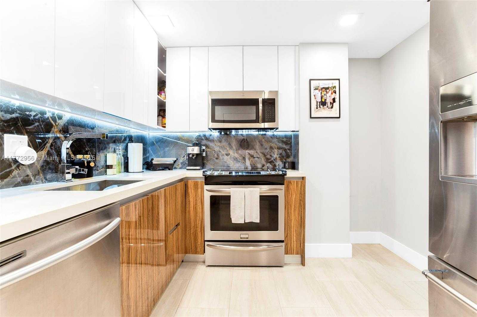 Small Image of 2821 NORTH N MIAMI BEACH BLVD #5M, North Miami Beach Number 5