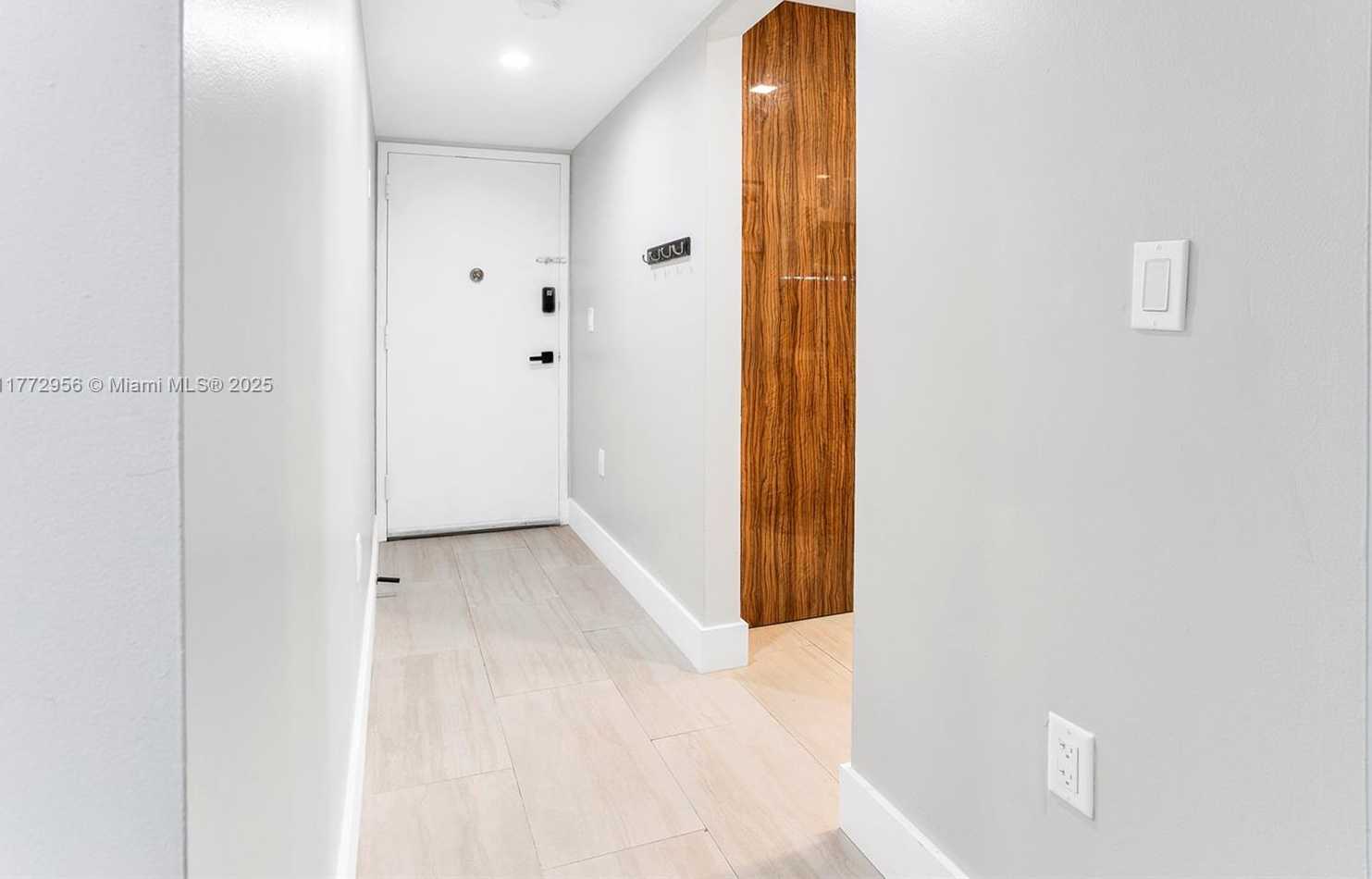 Small Image of 2821 NORTH N MIAMI BEACH BLVD #5M, North Miami Beach Number 7