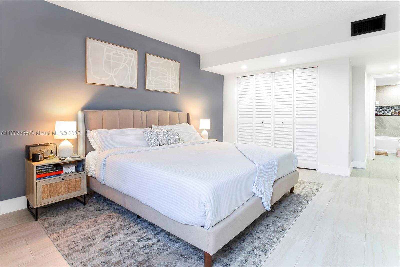 Small Image of 2821 NORTH N MIAMI BEACH BLVD #5M, North Miami Beach Number 8
