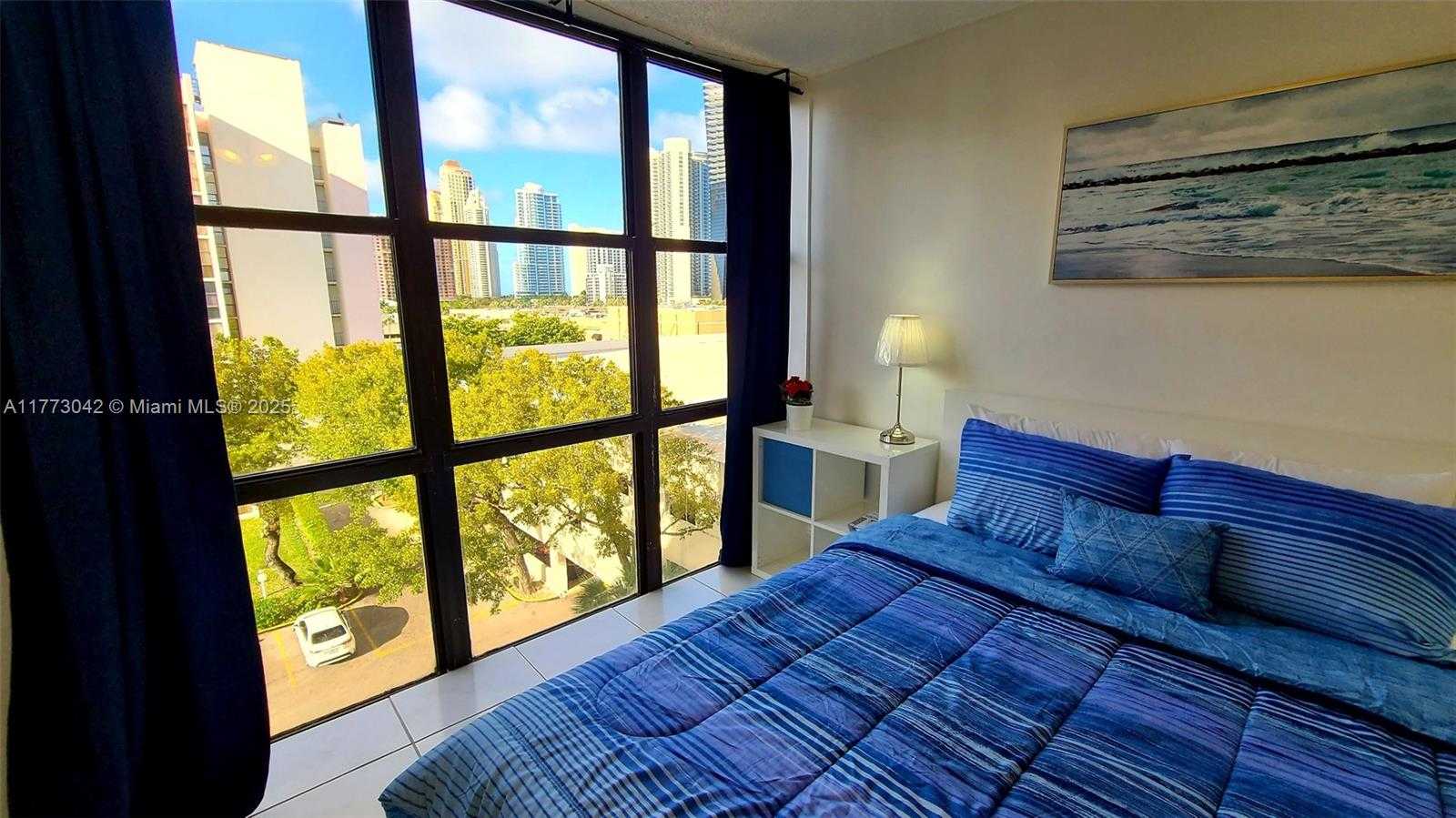 Small Image of 17011 NORTH BAY RD #608, Sunny Isles Beach Number 16