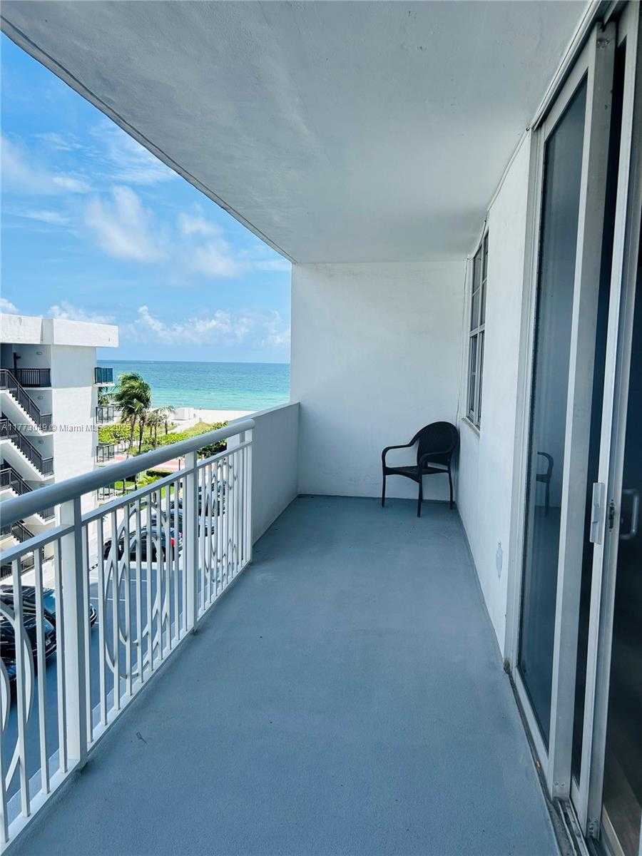 Small Image of 5825 COLLINS AVE #5D, Miami Beach Number 33