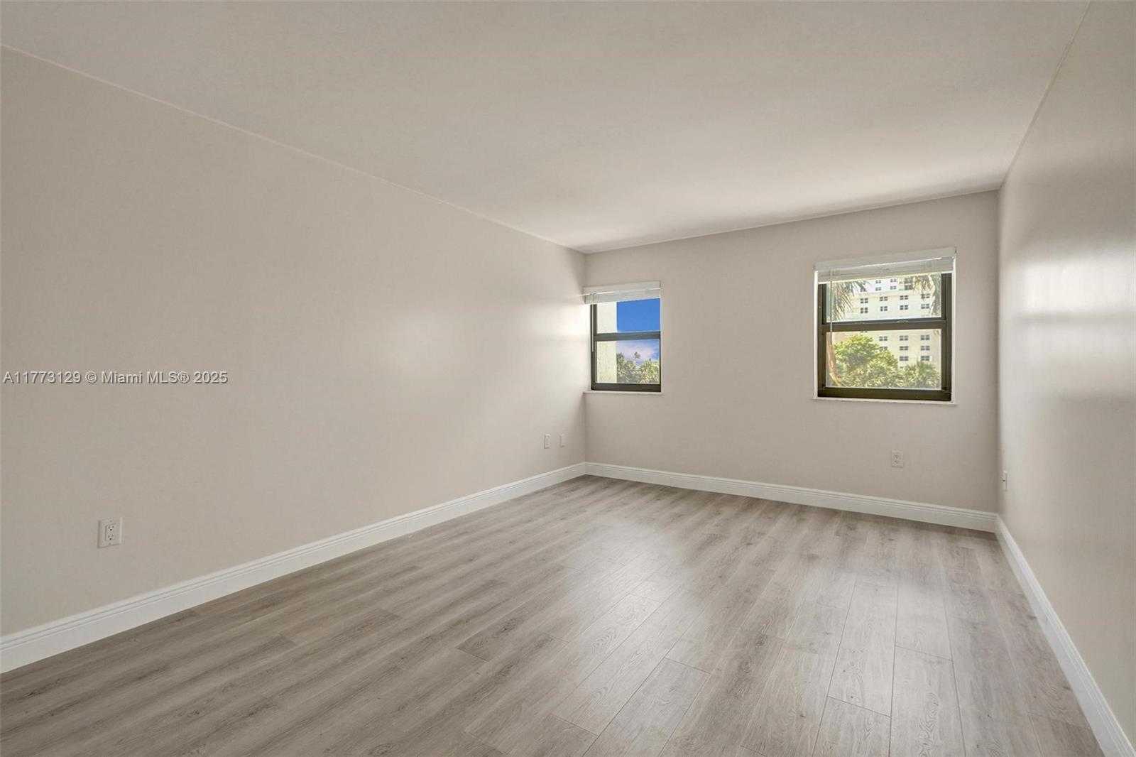 Small Image of 1201 SOUTH OCEAN DR #316S, Hollywood Number 18