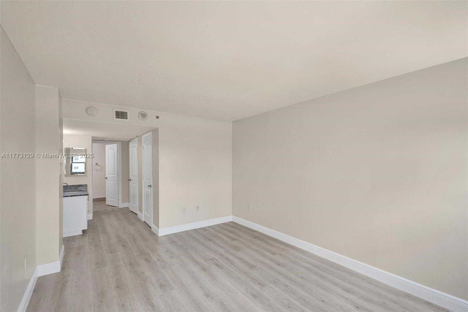 Small Image of 1201 SOUTH OCEAN DR #316S, Hollywood Number 20
