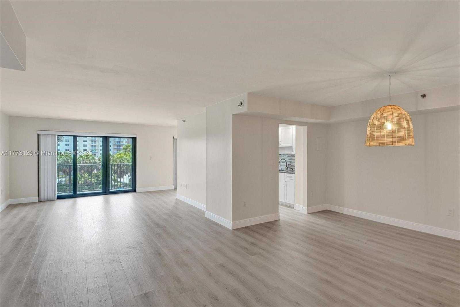 Small Image of 1201 SOUTH OCEAN DR #316S, Hollywood Number 3