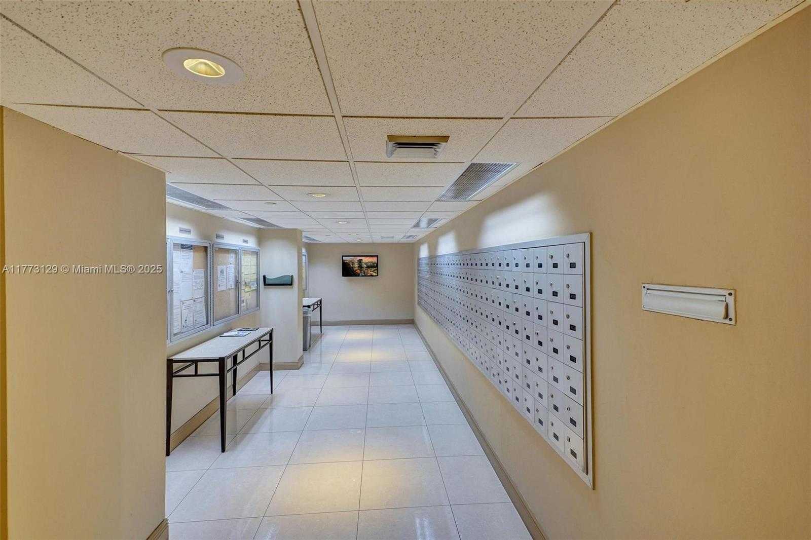 Small Image of 1201 SOUTH OCEAN DR #316S, Hollywood Number 40