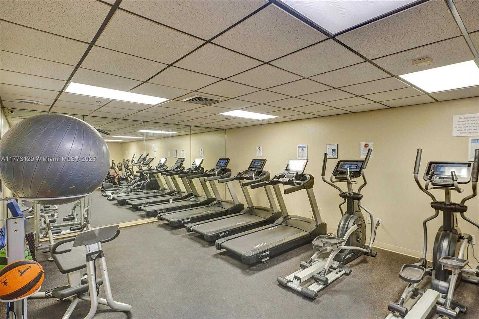 Small Image of 1201 SOUTH OCEAN DR #316S, Hollywood Number 55