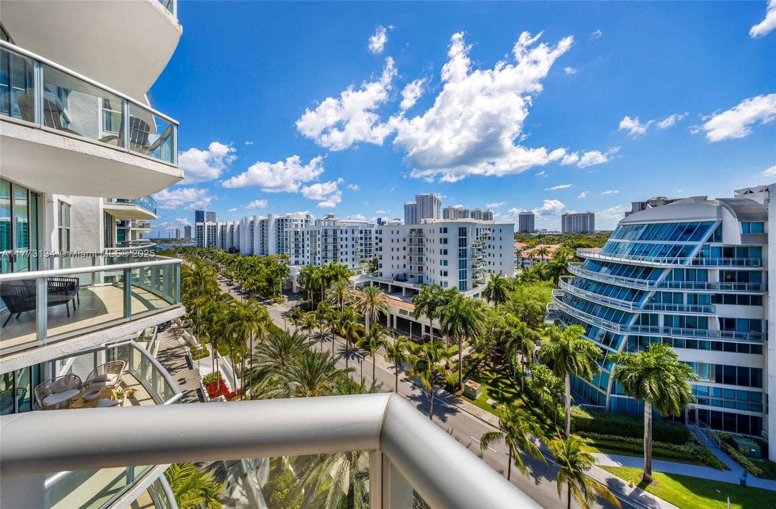 Small Image of 3131 NORTH EAST 188TH ST #1-910, Aventura Number 27