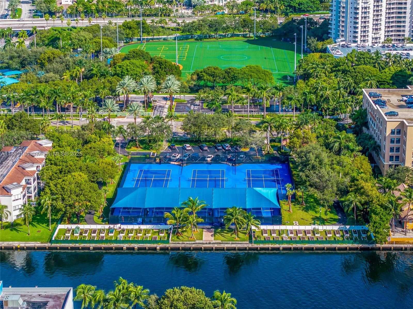 Small Image of 3131 NORTH EAST 188TH ST #1-910, Aventura Number 38