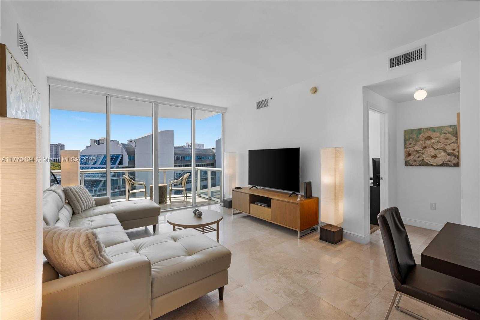 Small Image of 3131 NORTH EAST 188TH ST #1-910, Aventura Number 7
