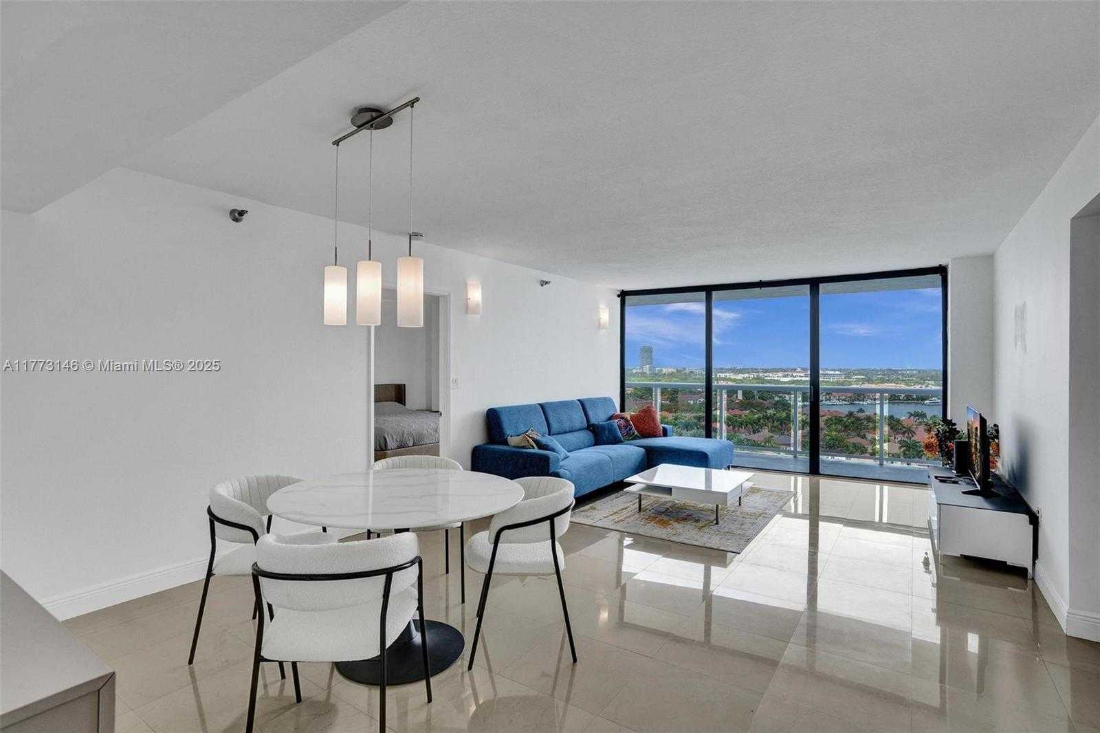 Small Image of 20515 EAST COUNTRY CLUB DR #1641, Aventura Number 5