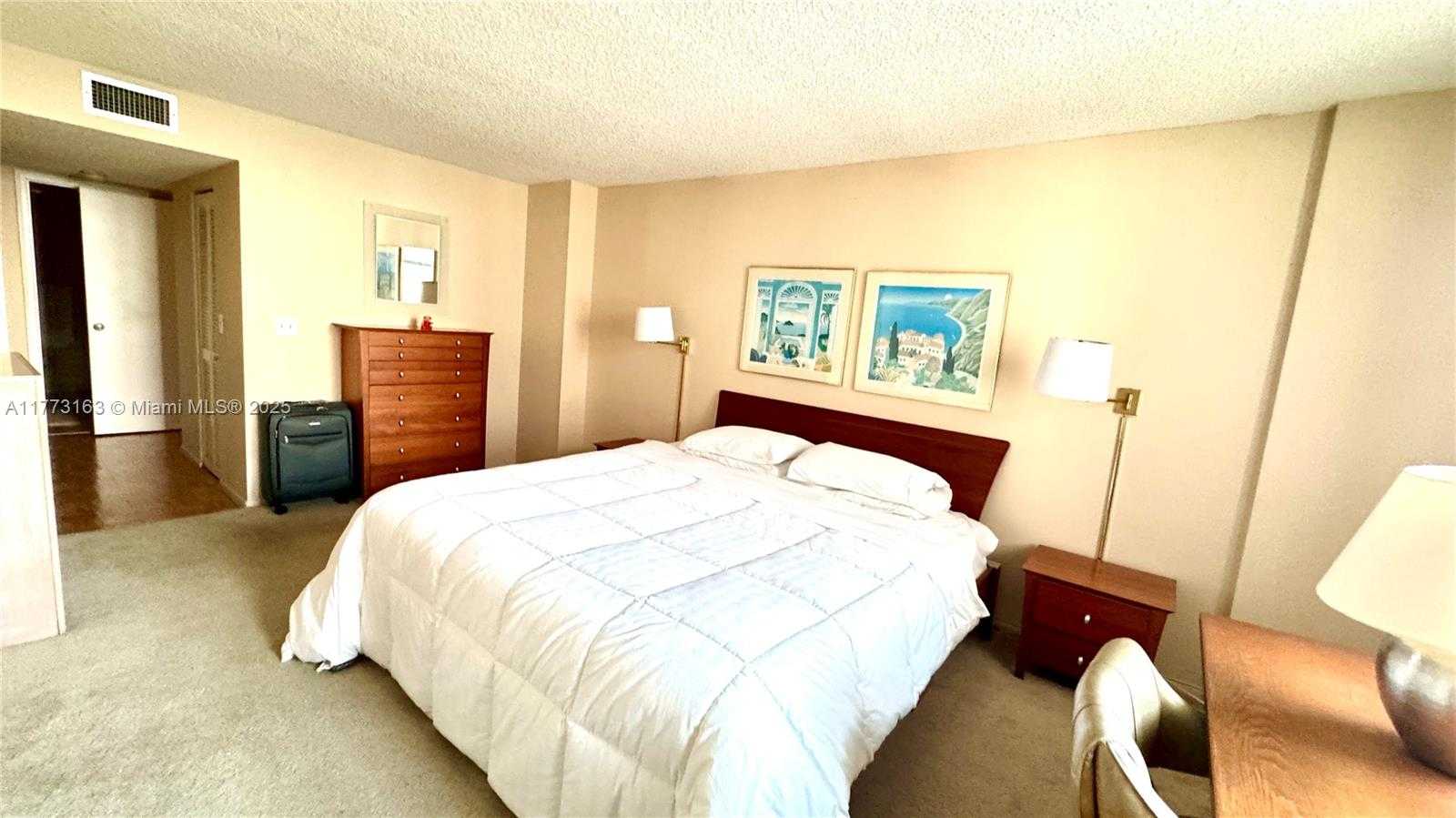 Small Image of 2401 SOUTH OCEAN DR #702, Hollywood Number 12